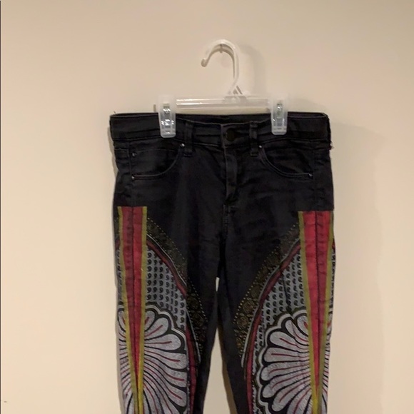 Topshop “Leigh” Black Mandala Jeans - Women’s Size 26 - Picture 4 of 9